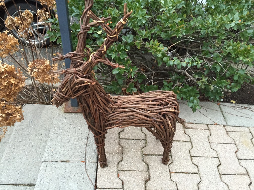 WickerDeer1